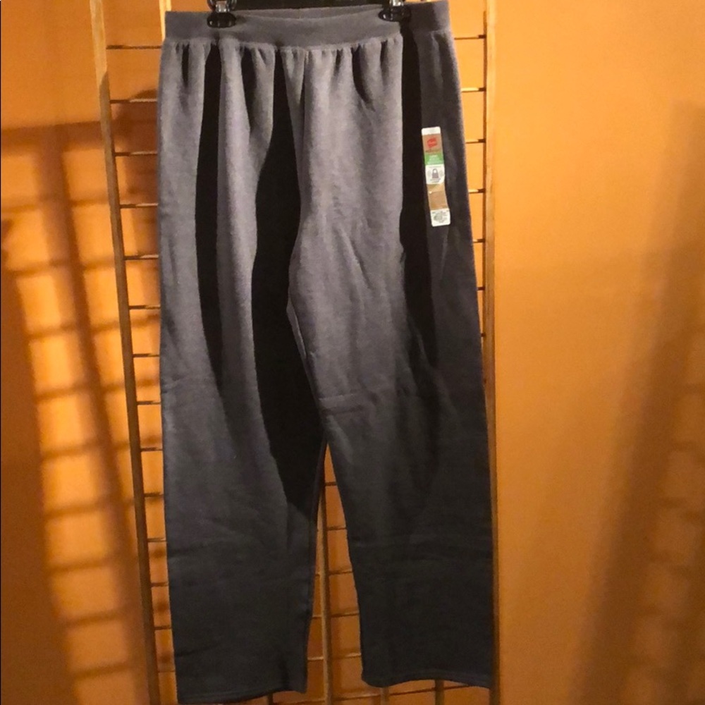 Hanes Ladies’ Open Leg Sweatpants 1X (16W)